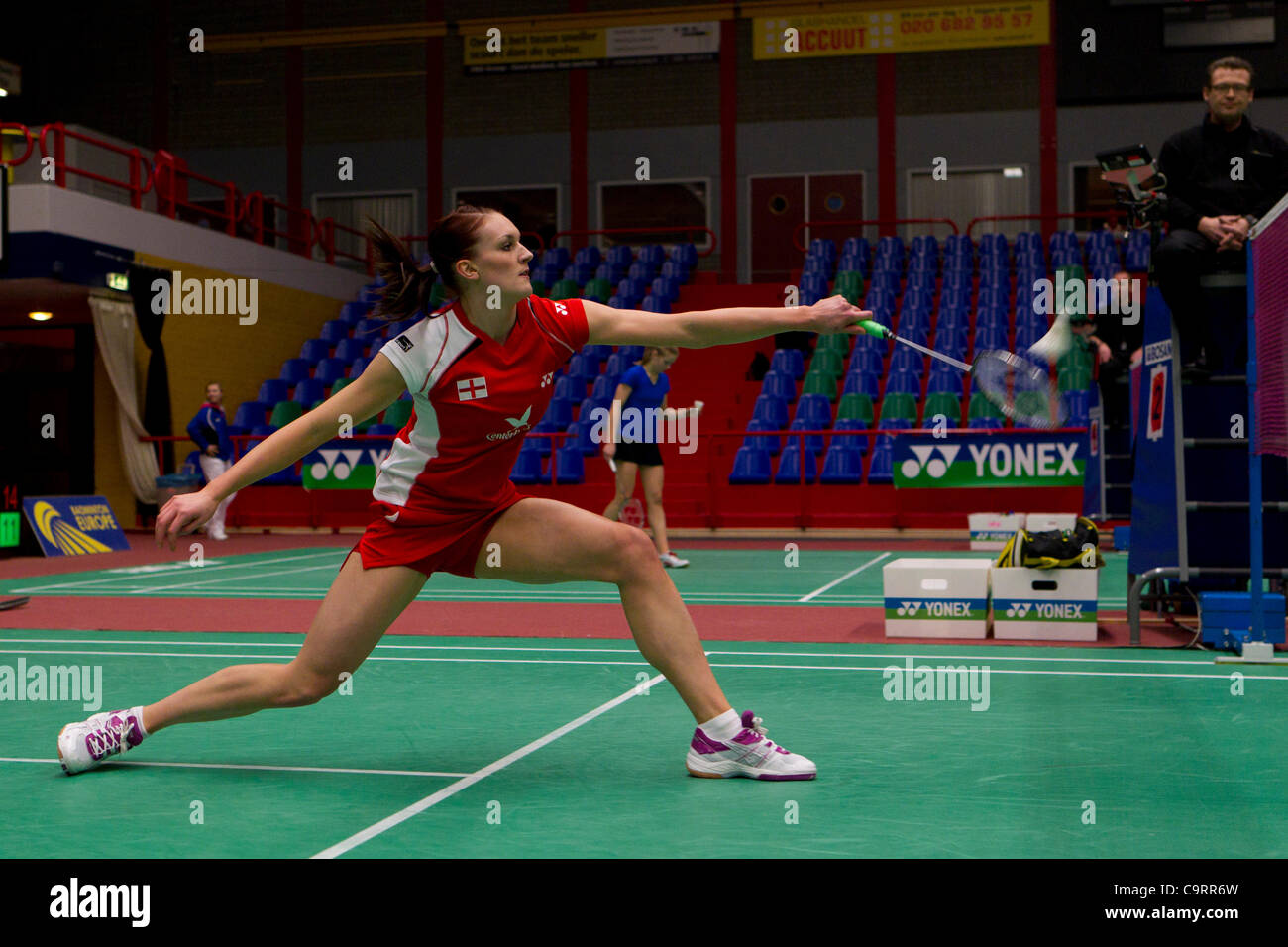 AMSTERDAM, PAESI BASSI, 14/02/2012. Badminton player Kate Robertshaw (Inghilterra, nella foto) vince la sua partita contro Linda Sloan (Scozia) nella fase di gruppo del Team europeo Championships 2012. Foto Stock