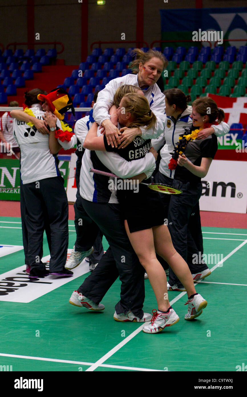 AMSTERDAM, PAESI BASSI, 19/02/2012.Il Tedesco donne battere le donne danesi nella fase finale del Team europeo di Badminton campionati 2012 ad Amsterdam. Foto Stock