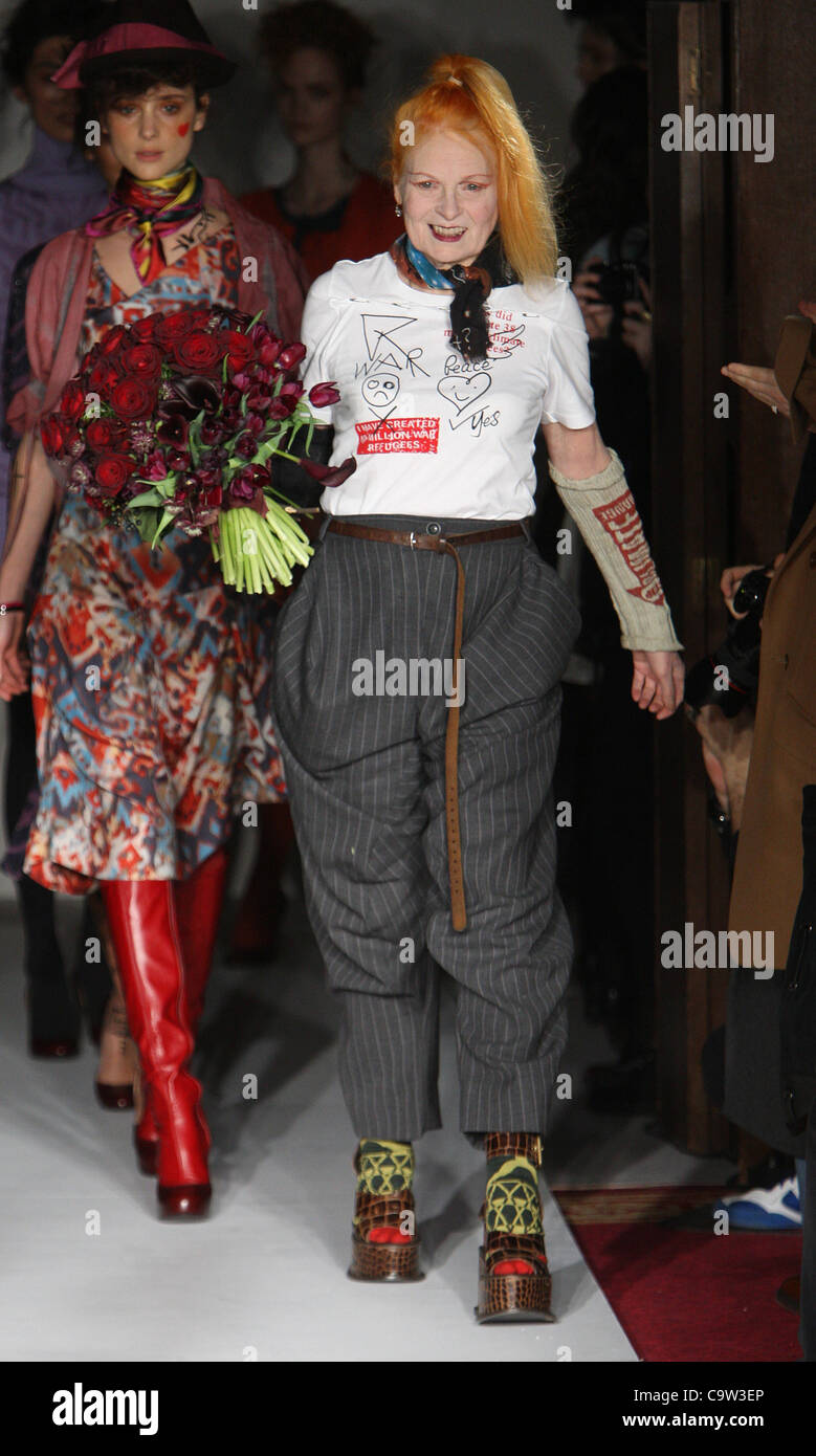 Vivienne Westwood Red Label pista AW 2012/13 durante la London Fashion Week a MBF Goldsmith's Hall di Londra il 19 febbraio 2012 Foto Stock