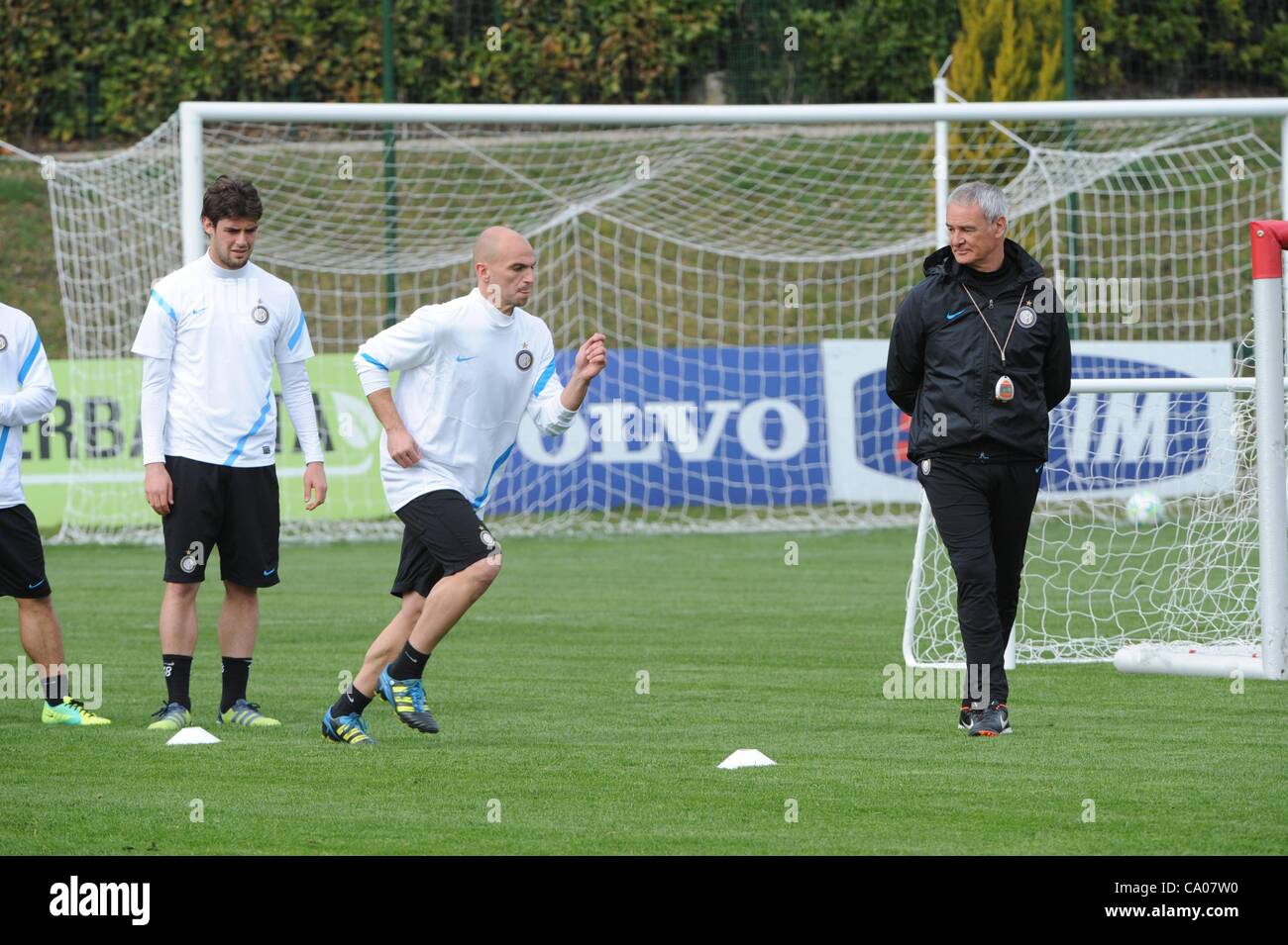 CLAUDIO RANIERI PRENDE LA FORMAZIONE INTER MILAN Milano Milano Italia 12 Marzo 2012 Foto Stock