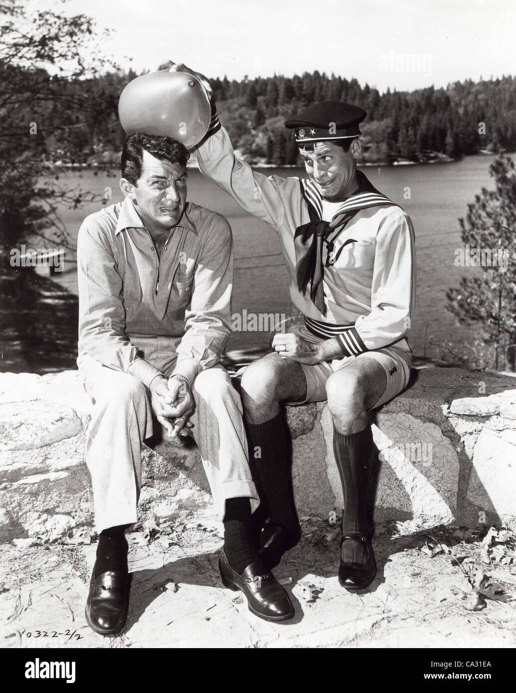 DEAN MARTIN Jerry Lewis.Non sei mai troppo giovane.(Immagine di credito: Â© Smp/Globe foto/ZUMAPRESS.com) Foto Stock