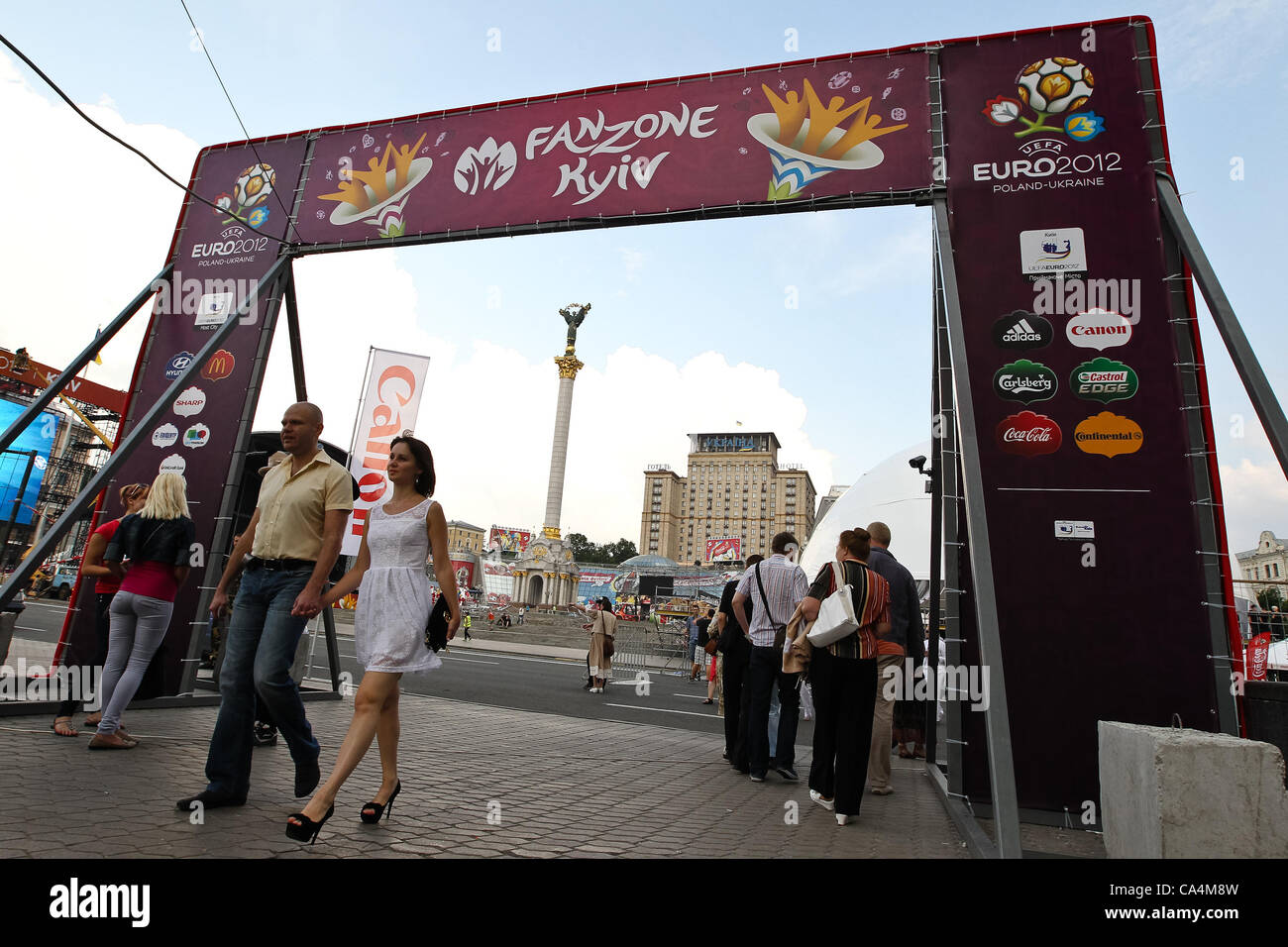 07.06.2012 Fanzone per l'Euro 2012 di calcio co-ospitato dalla Polonia e Ucraina di Kiev, in Ucraina. Foto Stock