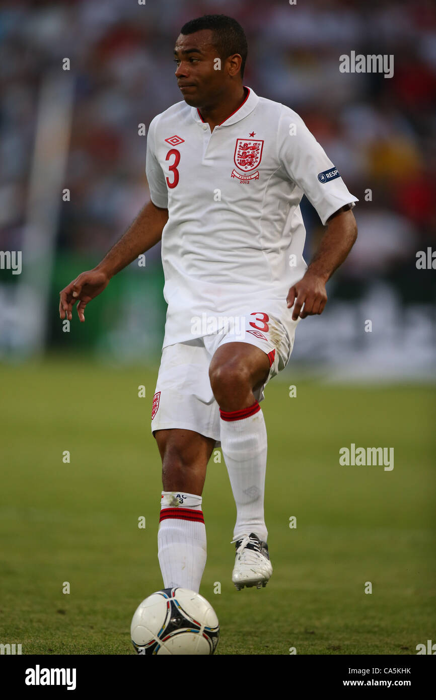 ASHLEY COLE INGHILTERRA & Chelsea FC DONBASS ARENA DONETSK Ucraina Ucraina 11 Giugno 2012 Foto Stock