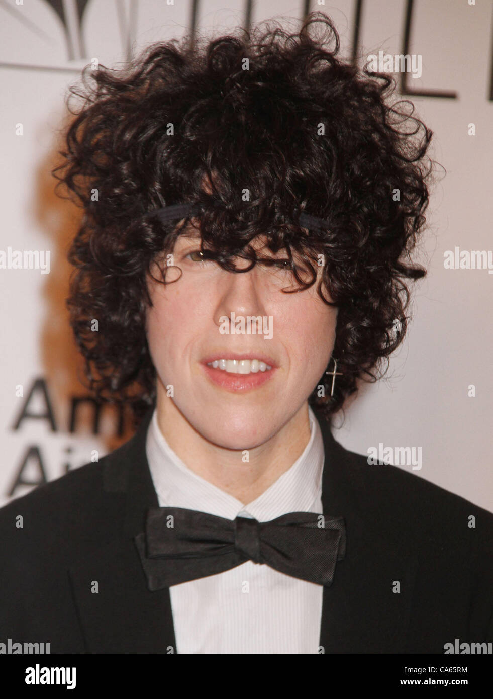 Giugno 14, 2012 - New York New York, Stati Uniti - Cantante L.P. anche sapere come LAURA PERGOLIZZI assiste il 2012 Songwriters Hall of Fame annuale di induzione e la cerimonia di premiazione tenutasi a New York Marriott Marquis Hotel. (Credito Immagine: © Nancy Kaszerman/ZUMAPRESS.com) Foto Stock