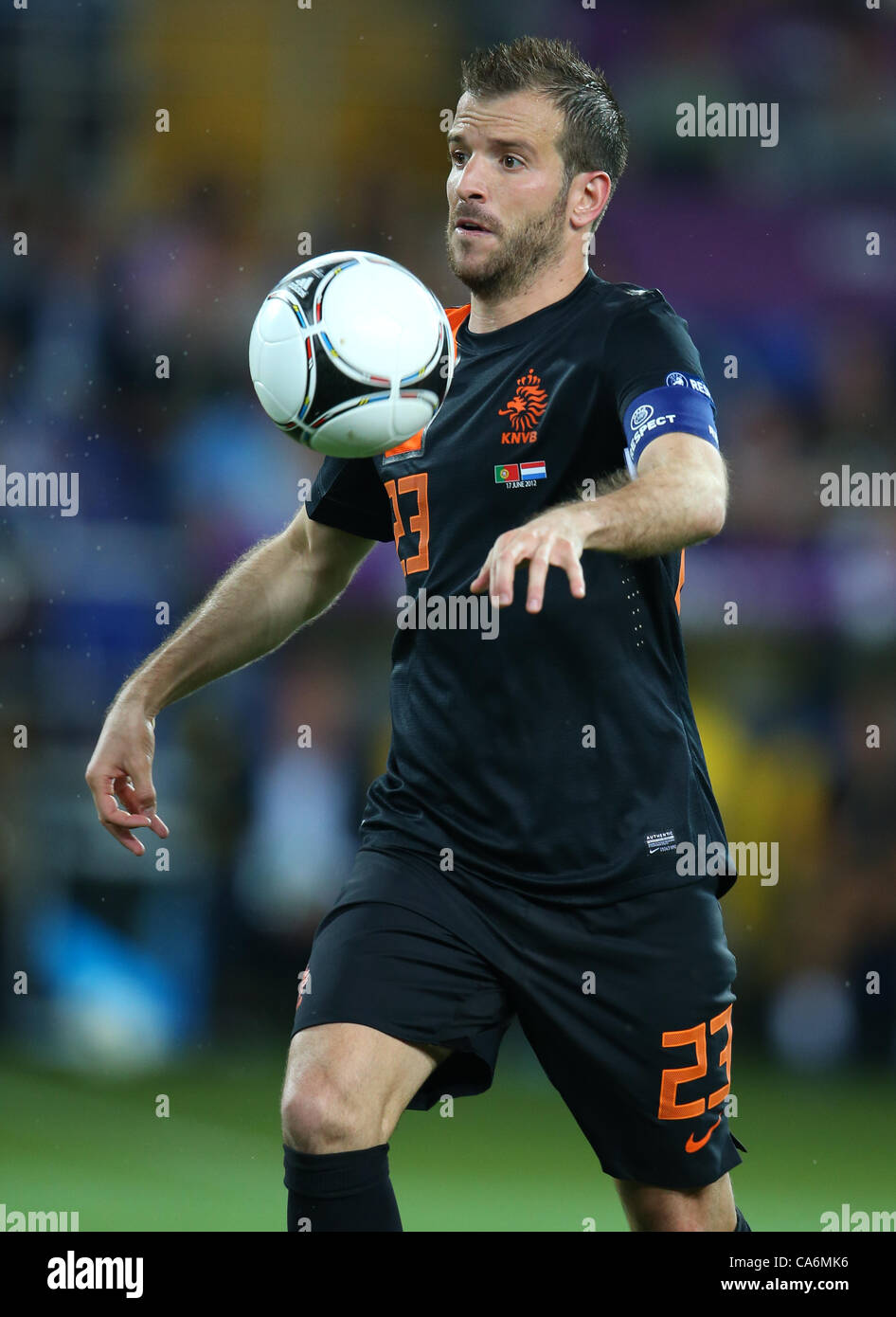 RAFAEL VAN DER VAART PORTOGALLO V HOLLAND EURO 2012 STADIO METALIST KHARKIV Ucraina Ucraina 17 Giugno 2012 Foto Stock