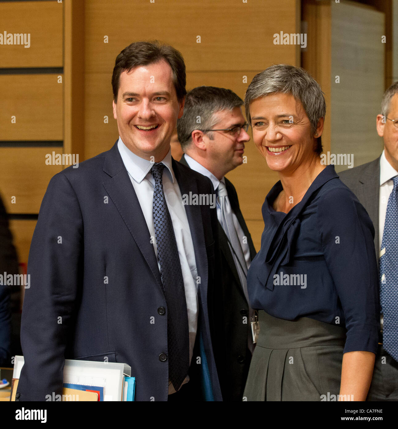 George Osborne margrethe vestager il ministro delle finanze Foto Stock