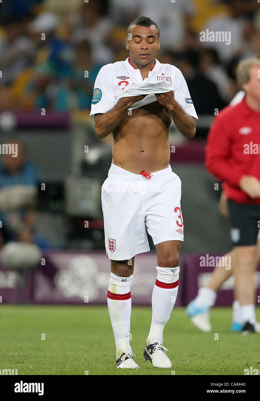 ASHLEY COLE INGHILTERRA V ITALIA STADIO OLIMPICO KIEV UCRAINA 24 Giugno 2012 Foto Stock