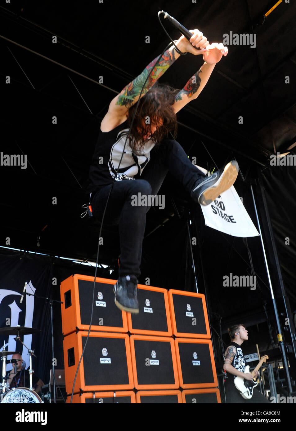 Giugno 25, 2012 - Ventura, California, Stati Uniti d'America - musicista-LEVI BENTON, voce principale per la banda di Miss posso, effettuando al Vans warped tour 2012, Seaside Park, Ventura, California, Stati Uniti d'America. Giugno 24,2012..Credit immagine cr Scott Mitchell/ZUMA premere (credito Immagine: © Scott Mitchell/ZUMAPRESS.com) Foto Stock