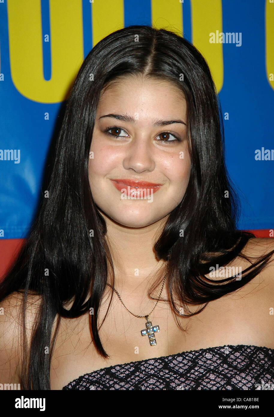 Mar 23, 2004 - Hollywood, California, Stati Uniti d'America - Alexis a Eddie dovrebbe andare a vantaggio di surf internazionali di aiuto a livello 3. Foto Stock