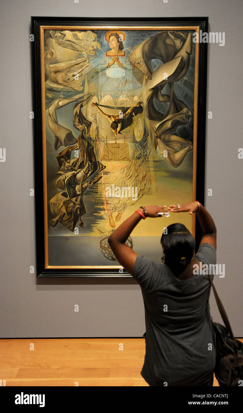 Agosto 28, 2010 - Atlanta, GA, Stati Uniti - ATLANTA, GA - 28 agosto: Salvador Dalí ''Assumpta Corpuscularia Lapislazulina'' a 'Dali: alla fine del lavoro'' mostra presso l'High Museum of Art di Atlanta, Georgia il Sabato, 28 agosto 2010. PHOTO CREDIT: ERIK S. MINORE PER IL NEW YORK TIMES (credito immagine: Foto Stock