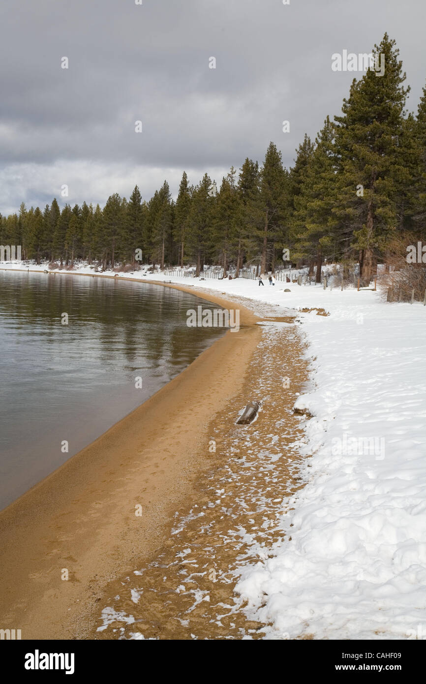 Jan 17, 2008 - Lake Tahoe, Nevada, Stati Uniti d'America - Zephyr Cove su South Lake Tahoe. (Credito Immagine: © Kayte Deioma/ZUMA Press) Foto Stock