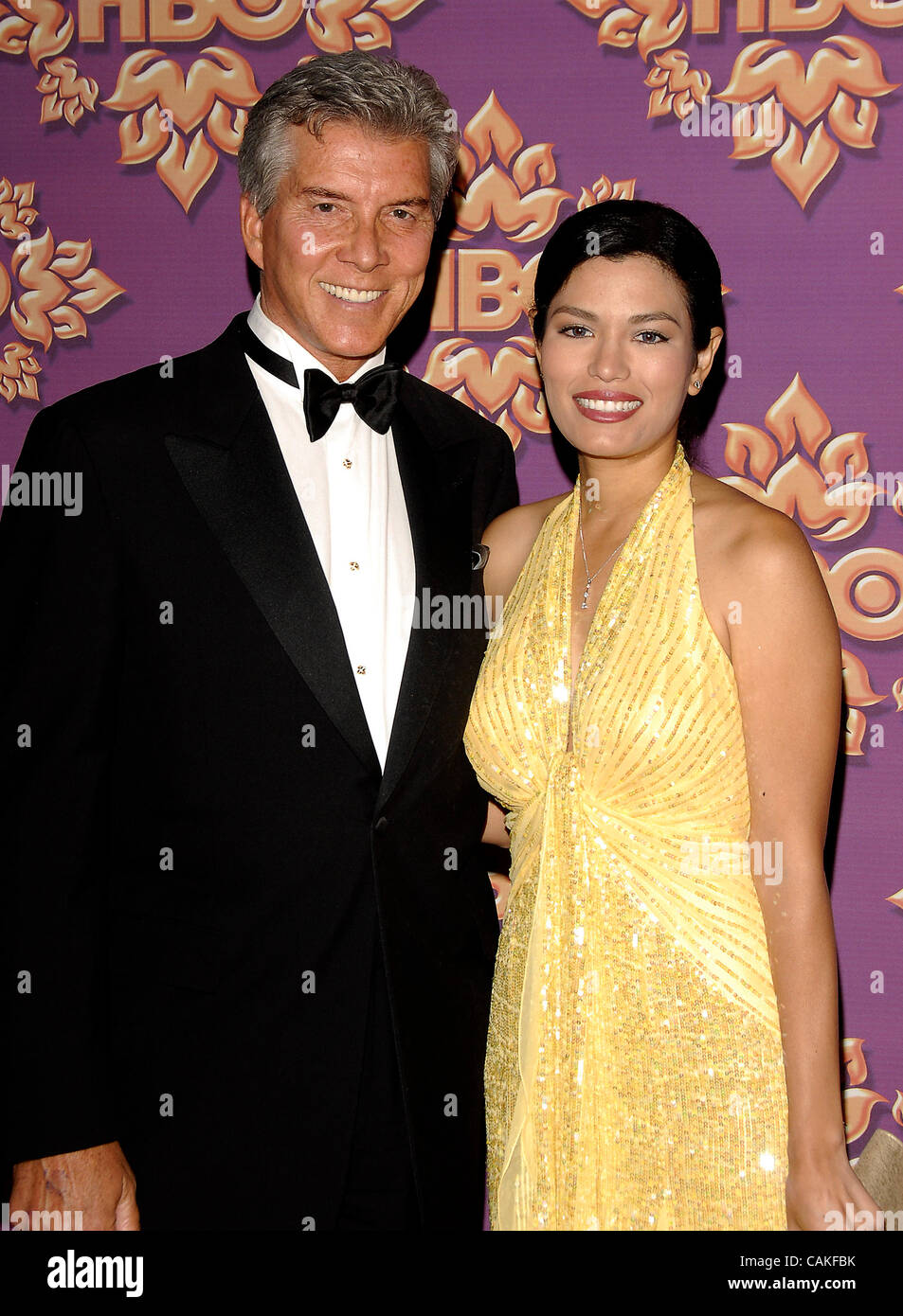 Settembre 16, 2007; West Hollywood, CA, Stati Uniti d'America; anello annunciatore MICHAEL BUFFER (L) e CHRISTINE PRADA in corrispondenza del HBO 2007 Emmy Awards dopo essere partito al Pacific Design Center. Credito: Foto da Vaughn Youtz/ZUMA premere. (©) Copyright 2007 da Vaughn Youtz. Foto Stock