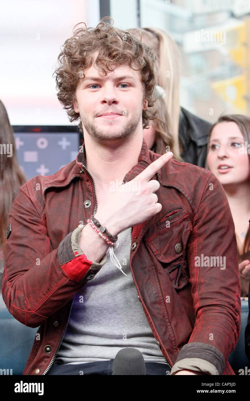 Jay McGuiness di presenze per la voleva su MuchMusic'S NEW.music.LIVE , Toronto, il 3 aprile 2012. Foto di: Nicole Springer/Everett Collection Foto Stock