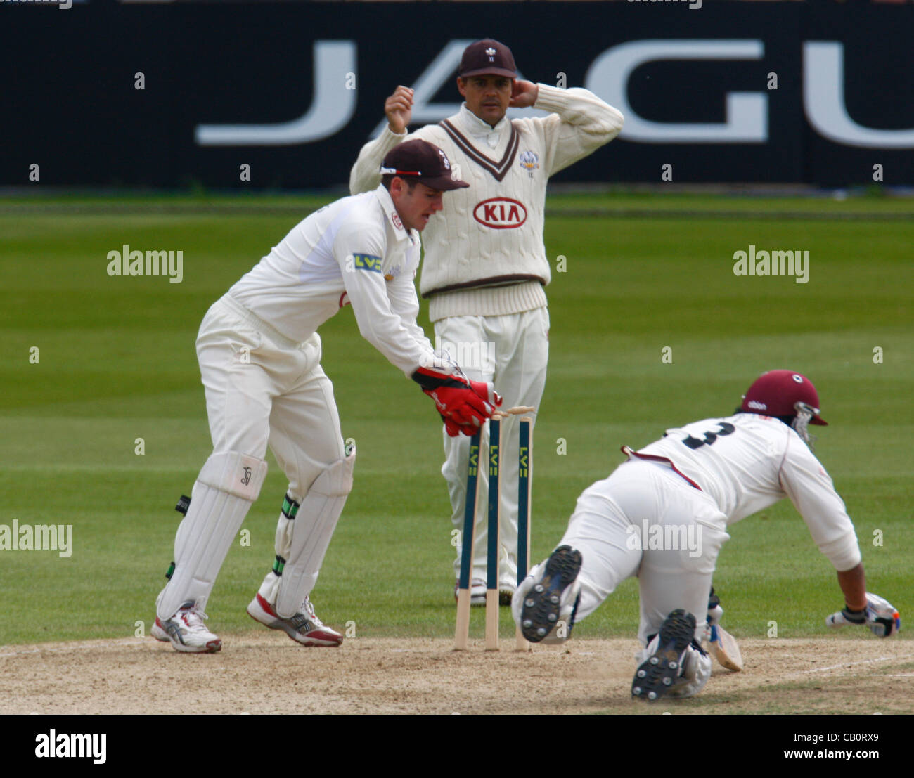 16.05.12 Kia ovale, Londra, Inghilterra: Arul Suppiah del Somerset durante il Surrey vs Somerset fixture ha suonato presso la Kia ovale. Foto Stock