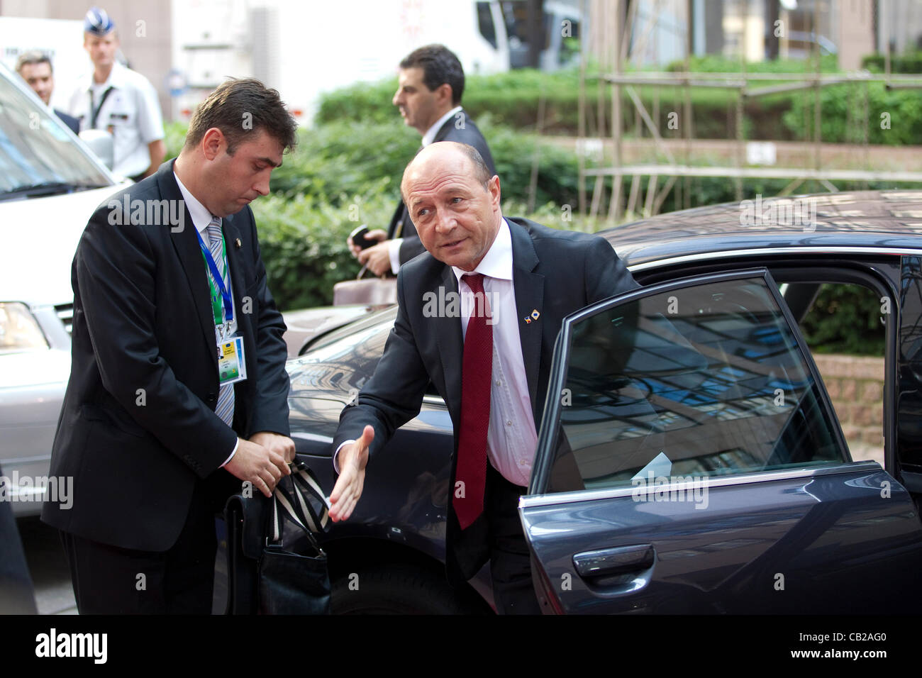 Consiglio europeo di Bruxelles, Belgio. 23.05.2012 Foto mostra Traian Basescu, Presidente della Romania, arrivando alla cena informale dei Capi di Stato o di governo per le nazioni membro dell'UE, Bruxelles, Belgio. Foto Stock