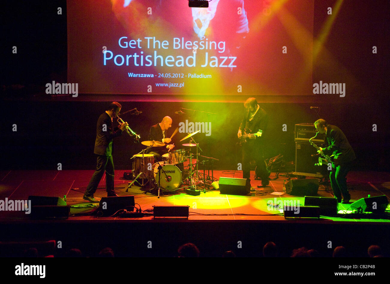 Ottenere la benedizione in concerto a Varsavia Foto Stock