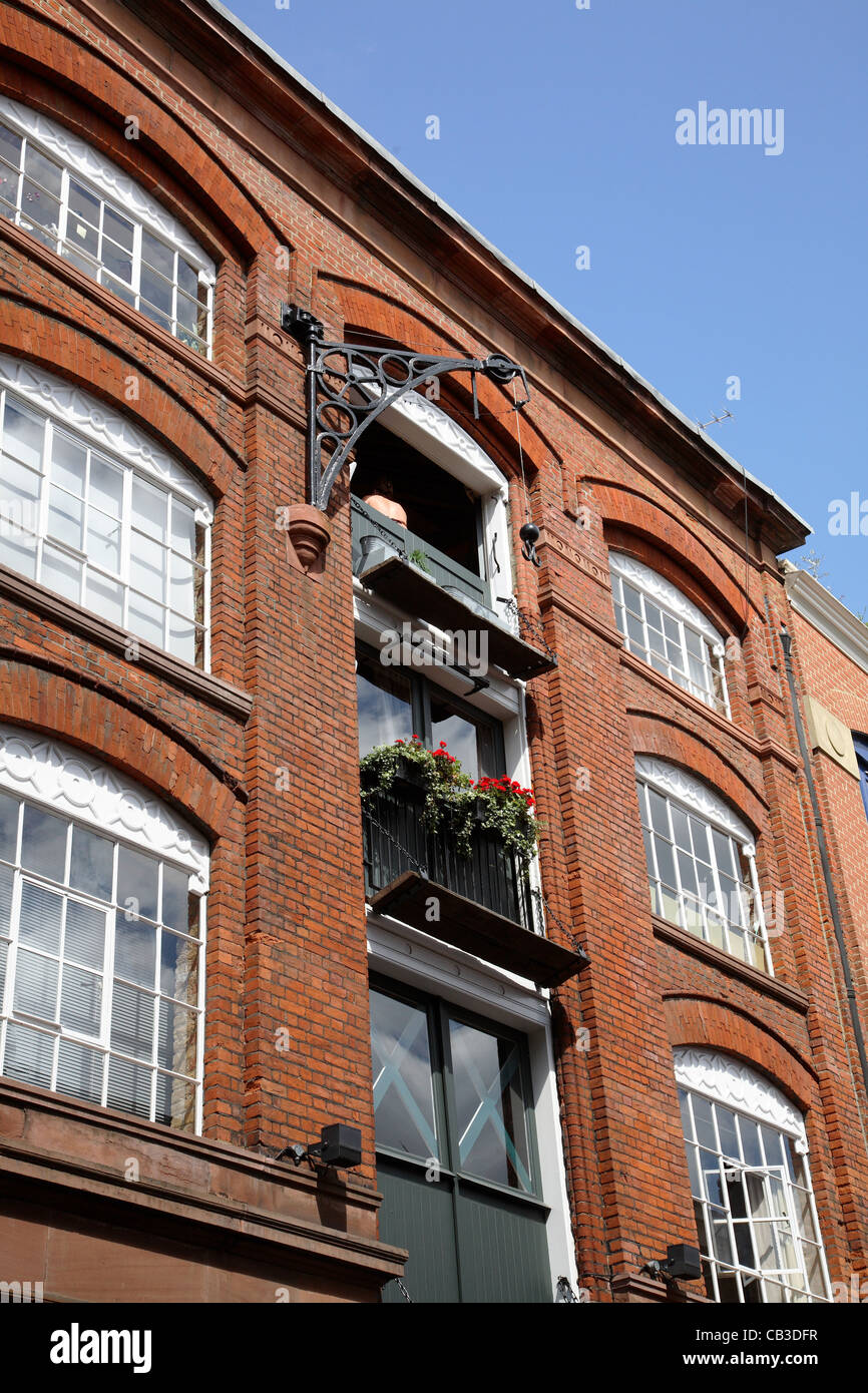 Magazzino convertito edifici su Bermondsey Street, Londra, Regno Unito Foto Stock