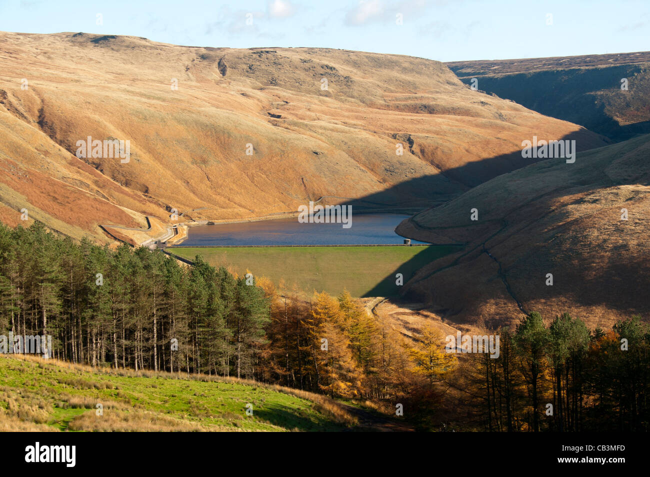 Saddleworth Moor e serbatoio Greenfield, Saddleworth, Oldham distretto, Greater Manchester, Inghilterra, Regno Unito Foto Stock