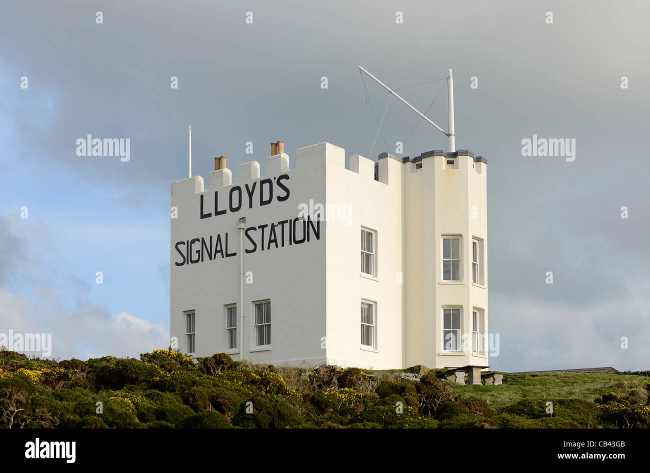 Lloyds stazione di segnale più vicino chiesa cove sulla penisola di Lizard in Cornovaglia, Regno Unito Foto Stock