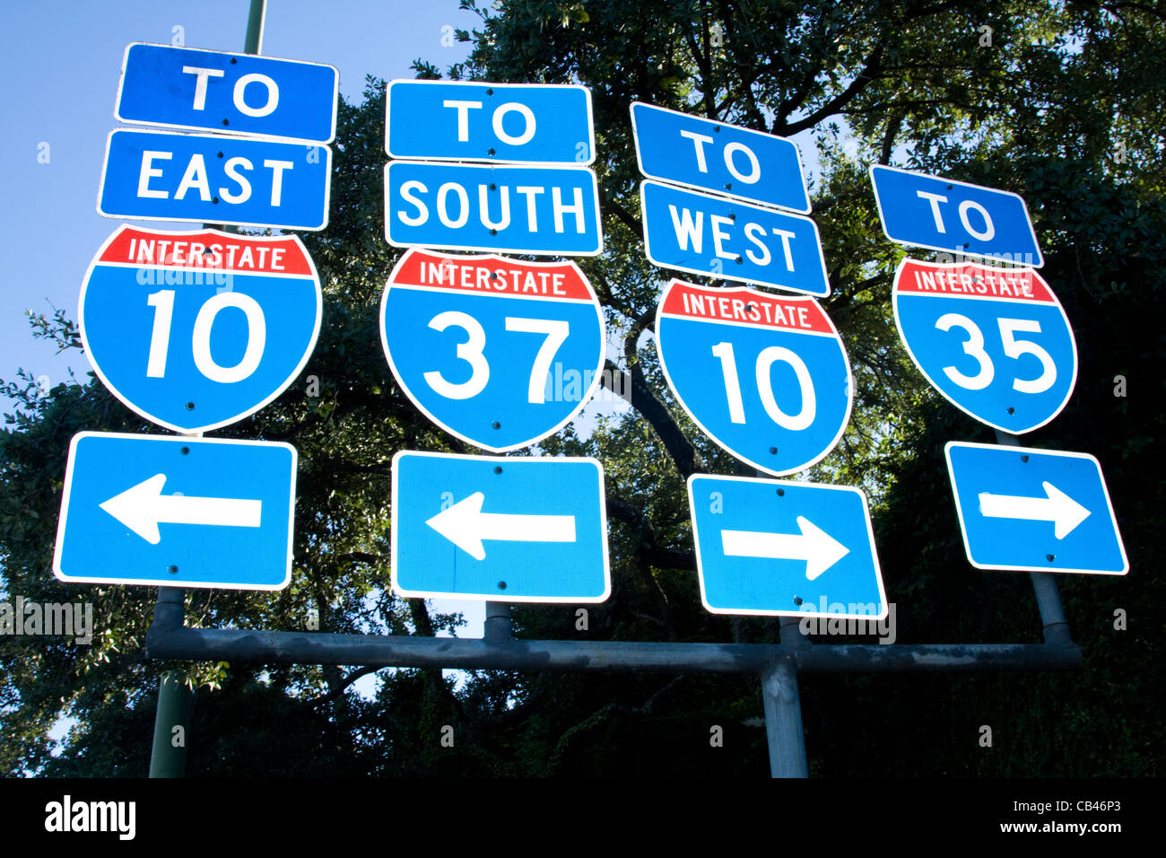 Autostrada e indicatore interstatale San Antonio Texas Foto Stock