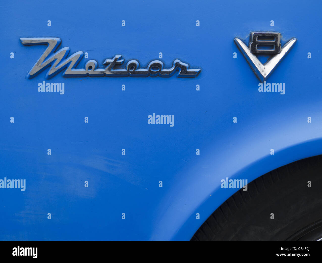 Dettaglio di un classico Meteor V8. Meteor era una marca di automobili offerti da Ford in Canada dal 1949 al 1976. Foto Stock