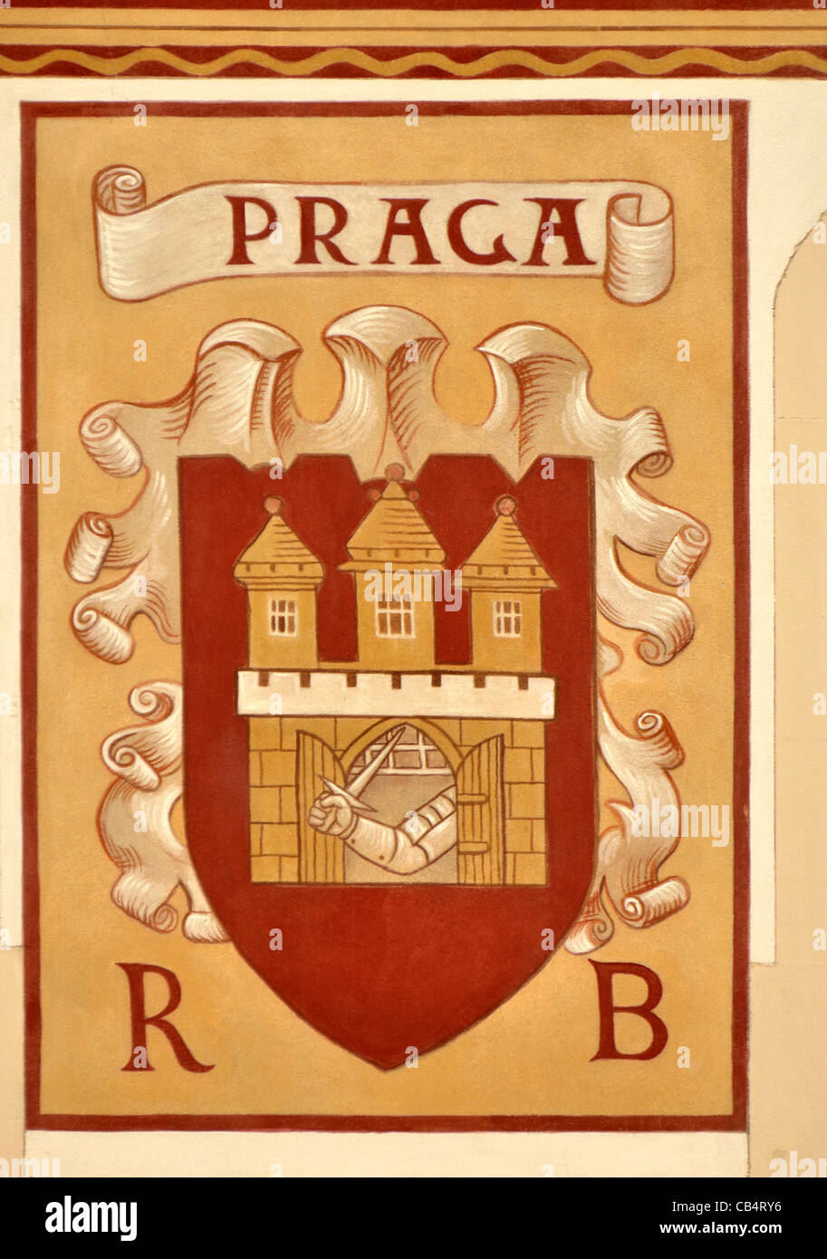 Praga, Repubblica Ceca. Storchuv dum (Storch House) Staromestske namesti (Piazza della Città Vecchia di Praga) stemma Foto Stock