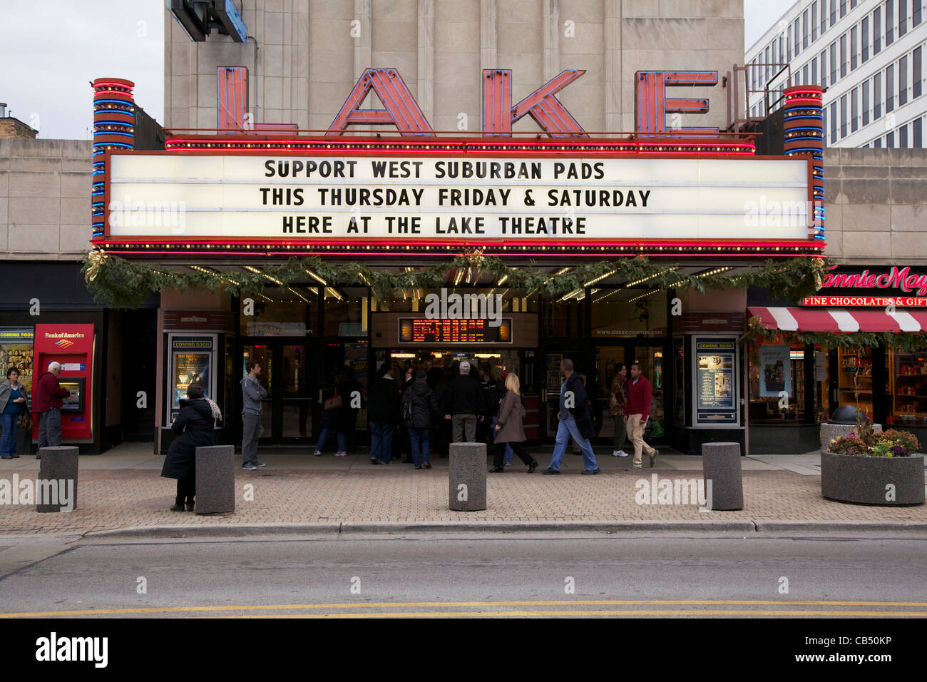 Teatro sul lago sul lago di Street. Oak Park, Illinois. Foto Stock