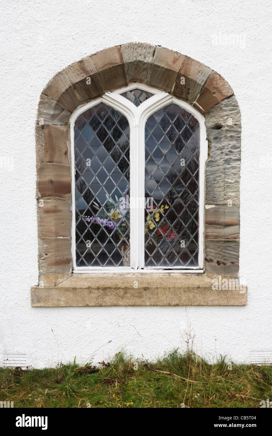 Dettaglio della finestra del Thomas Telford-progettato chiesa su Ulva, Isle of Mull, Scozia. Foto Stock