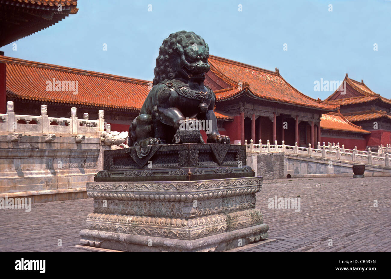 Leone di Bronzo-dragon Winter Palace Cina Foto Stock