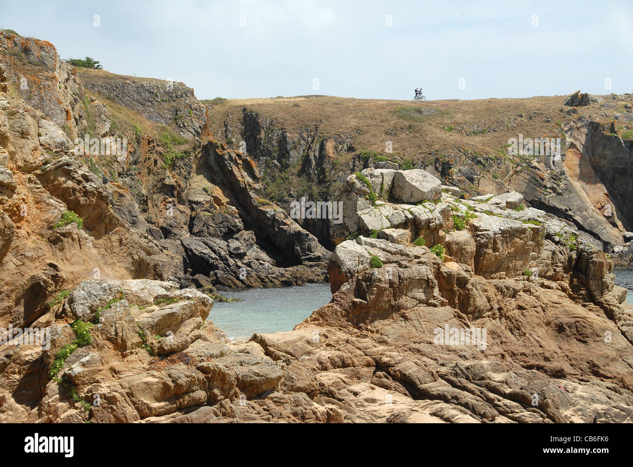 La spiaggia sabbiosa di Plage des Soux sulla costa selvaggia Cote Sauvage sull'atlantico francese isola Ile d'Yeu in Vandea Foto Stock