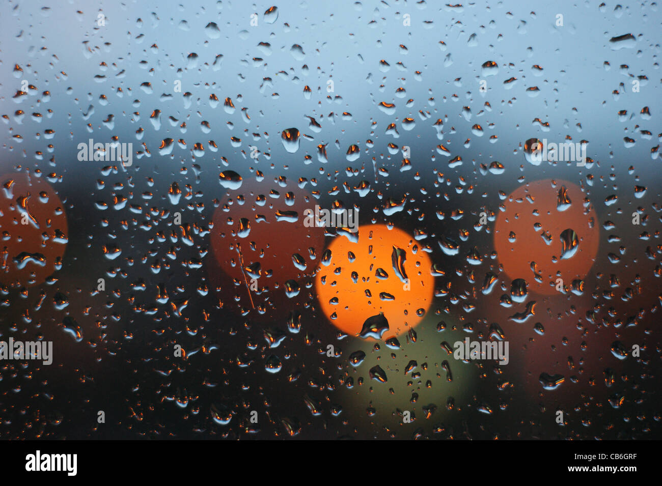 Pioggia inzuppato finestra Foto Stock