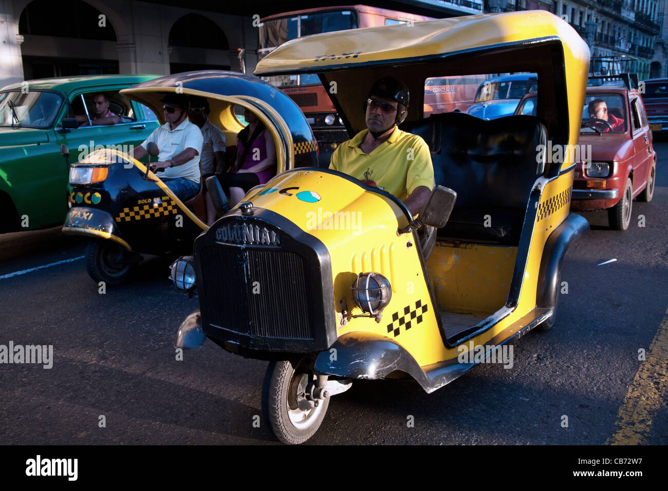 Un 'Cocotaxi' Havana (La Habana, Cuba Foto Stock