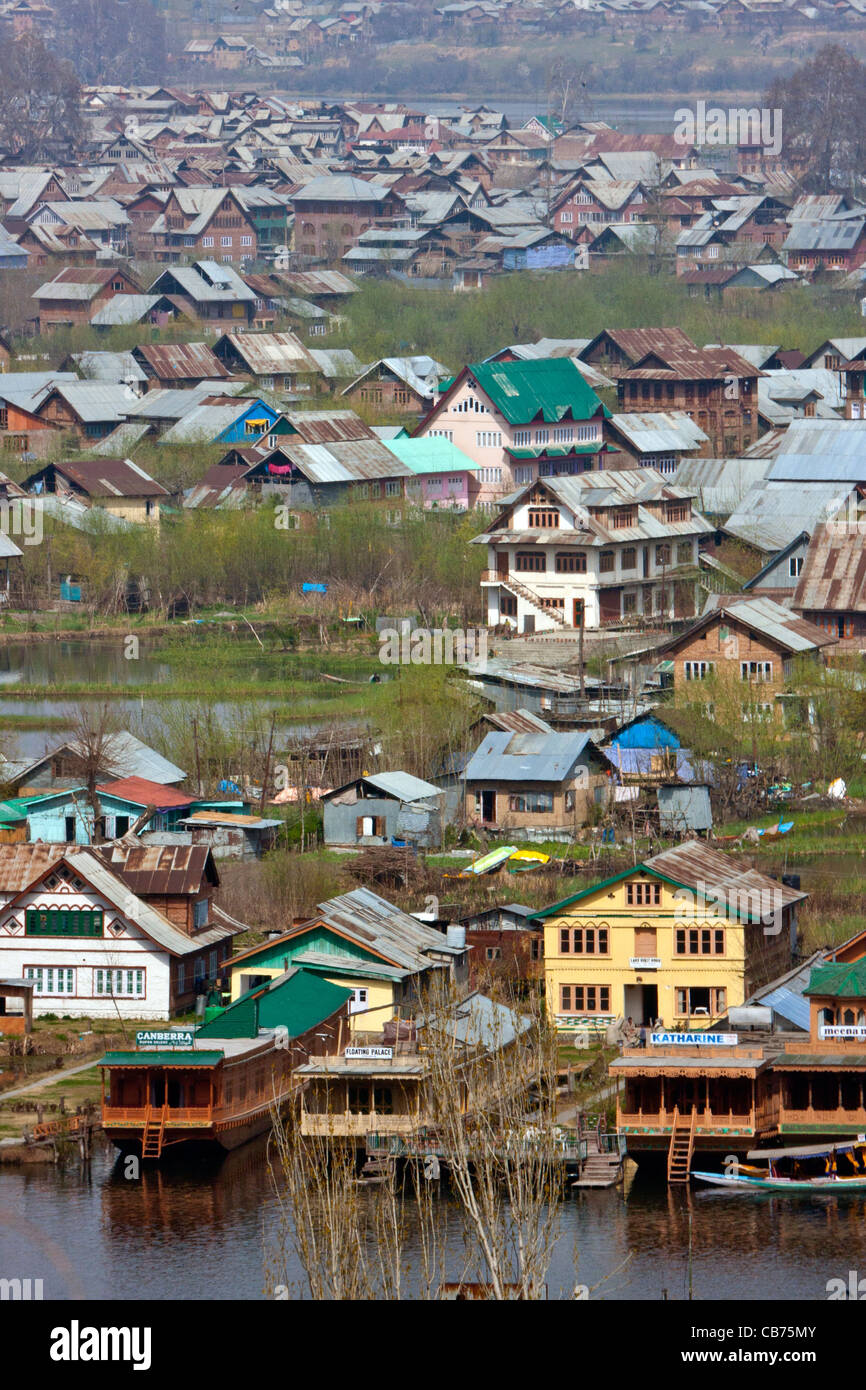 Un piccolo villaggio in Srinagar Kashmir India Foto Stock