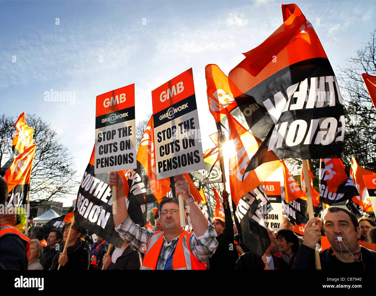 I lavoratori del settore pubblico sciopero nazionale rally in Plymouth in Devon, Regno Unito. Foto Stock