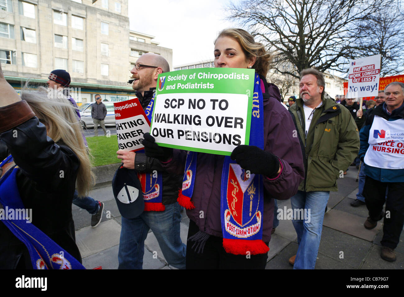 I lavoratori del settore pubblico sciopero nazionale rally in Plymouth in Devon, Regno Unito. Foto Stock