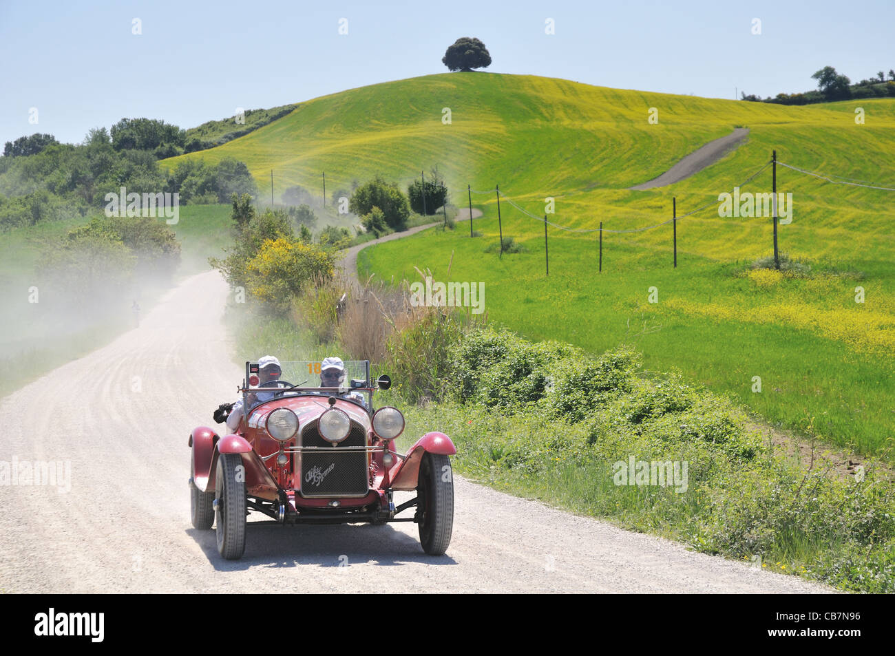 Un 1930 rossa Alfa Romeo 6C 1750 Gran Sport a 1000 Miglia vintage car race Foto Stock