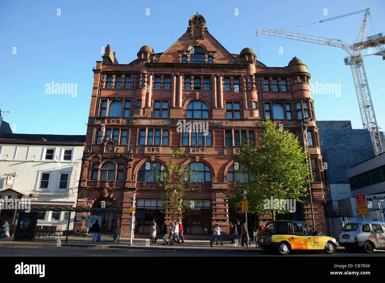 Abode Hotel; City Center accommodation uno splendido edificio restaurato in stile Jacobean-Barocco del XIX secolo a Piccadilly, Manchester, Regno Unito Foto Stock