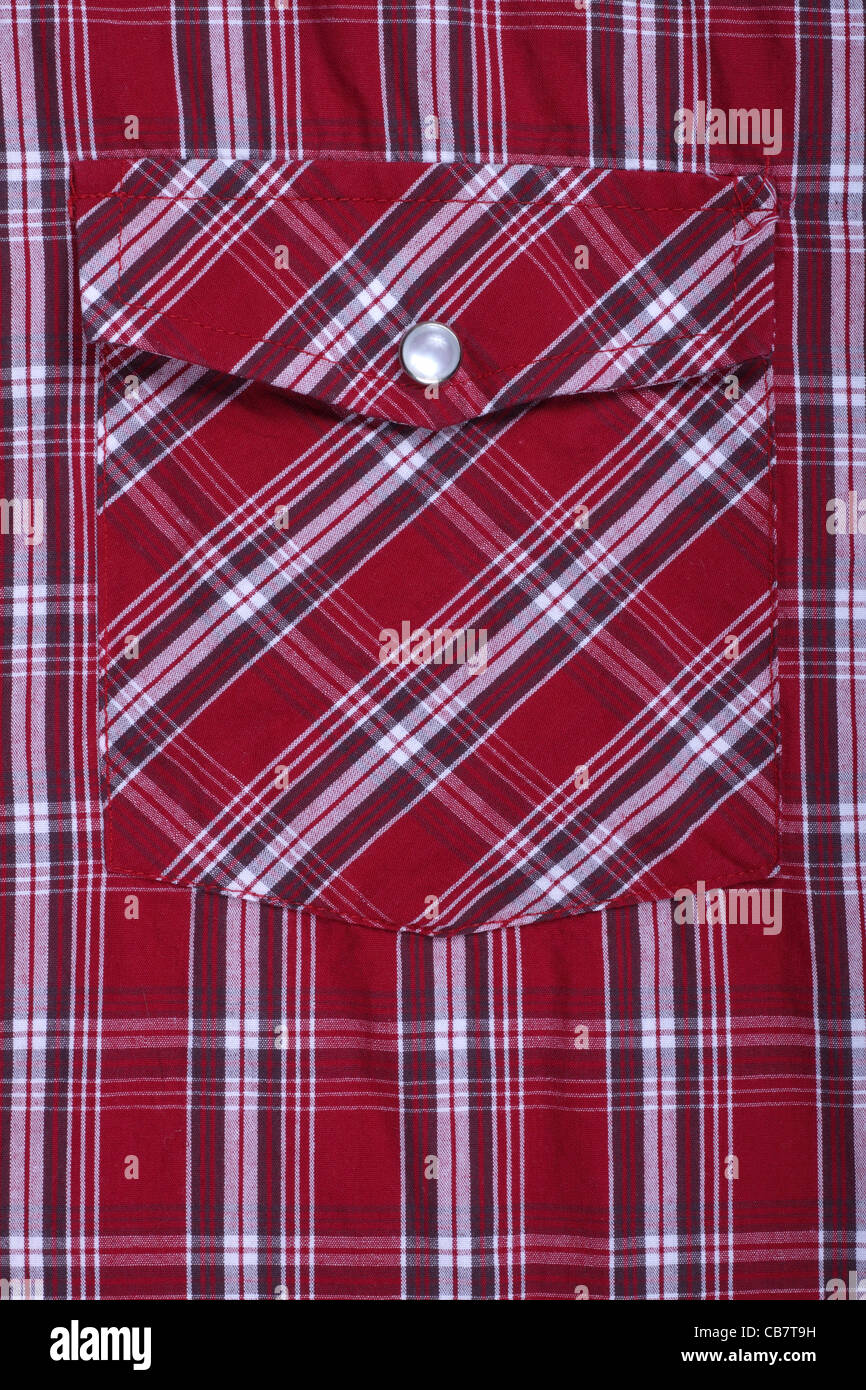 Tasca sulla camicia di controllo rossa Foto Stock