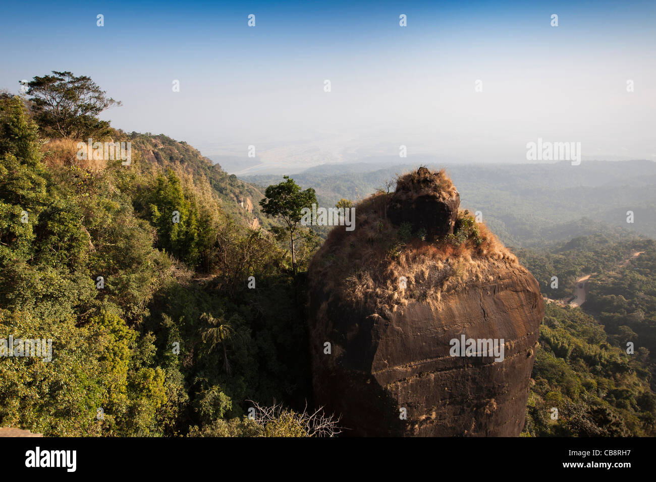 India, Meghalaya, East Khasi Hills, Cherrapunji, pianure del Bangladesh Thangkharang dal punto di vista del parco Foto Stock