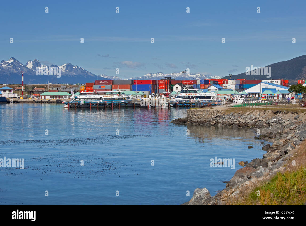 Le navi nel porto commerciale di Ushuaia, Tierra del Fuego, Argentina Foto Stock