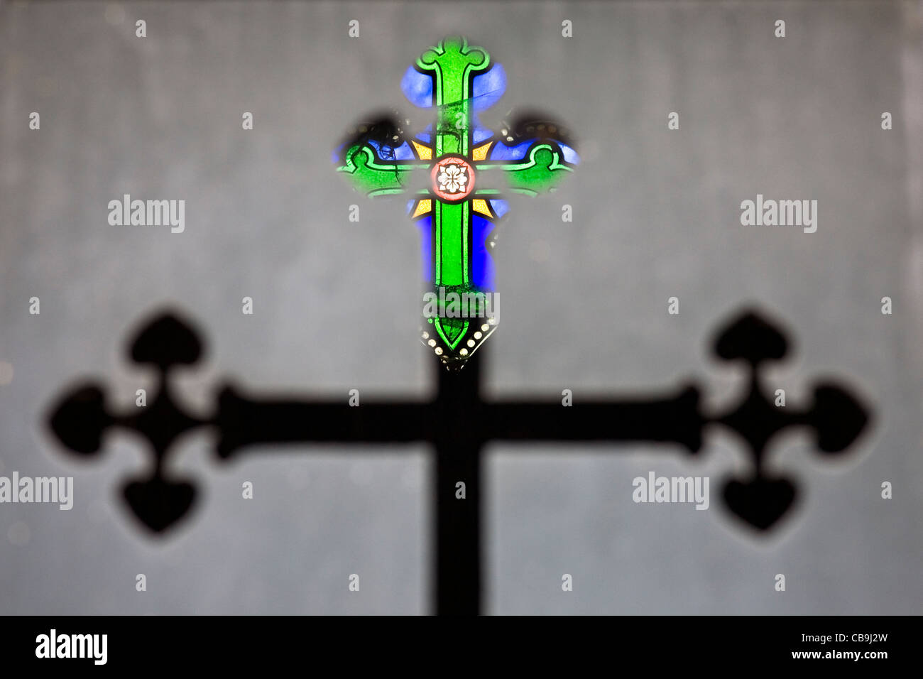 Cimitero di Père Lachaise di Parigi iconografia religiosa Foto Stock