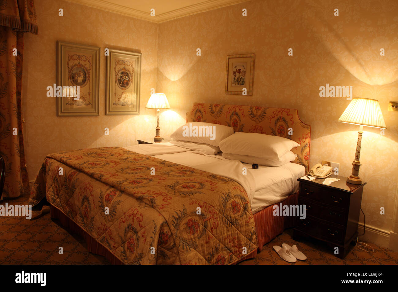 Camera da letto castello di Ashford, membro di Leading Hotels of the World, Cong Co. Mayo Irlanda Foto Stock