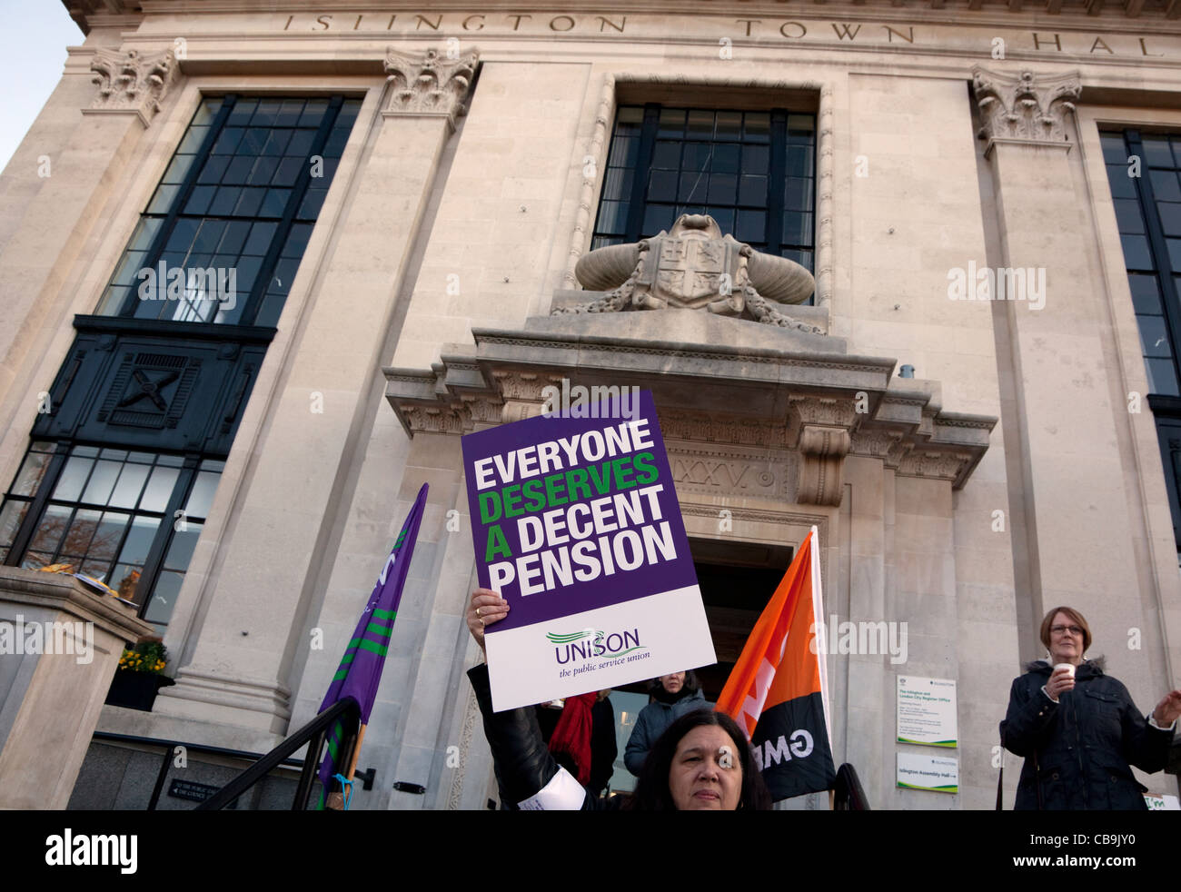Giornata di azioni sindacali nel settore pubblico rally al di fuori di Islington Town Hall, Londra Foto Stock