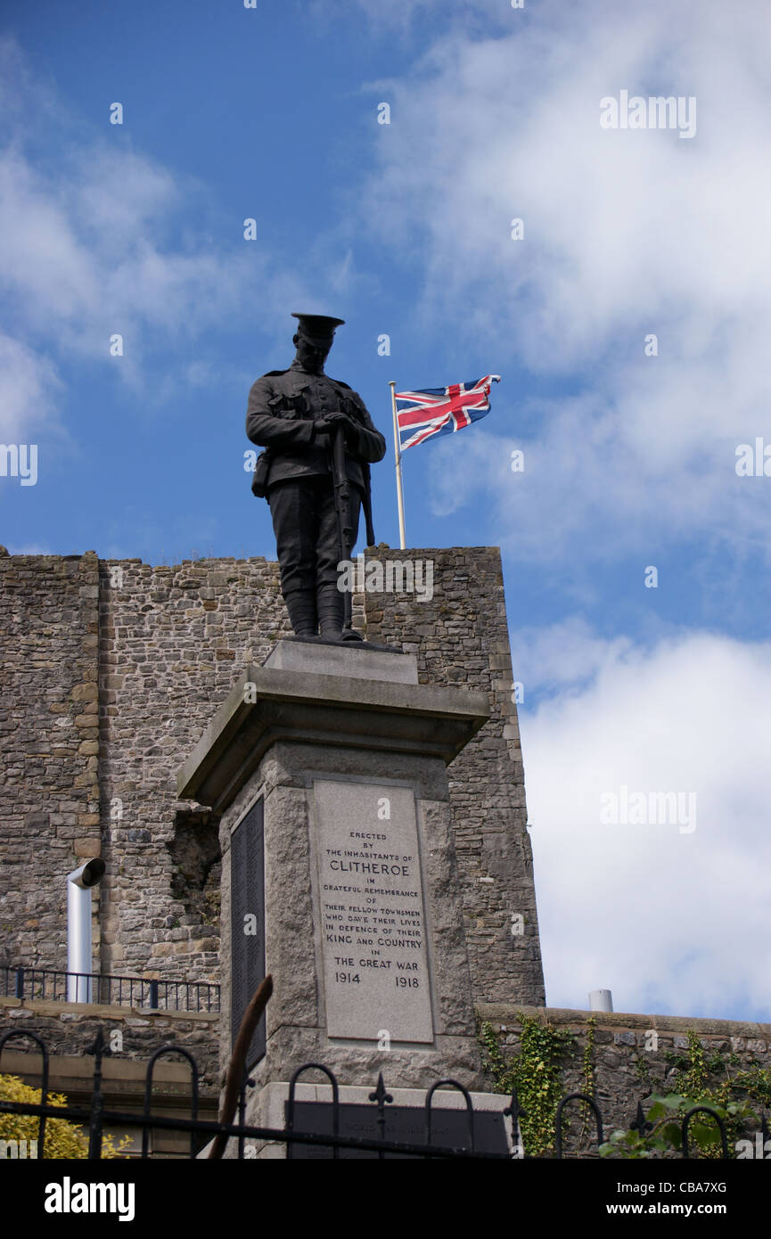 Grande Memoriale di guerra, Clitheroe Castle, Clitheroe, Lancashire Foto Stock