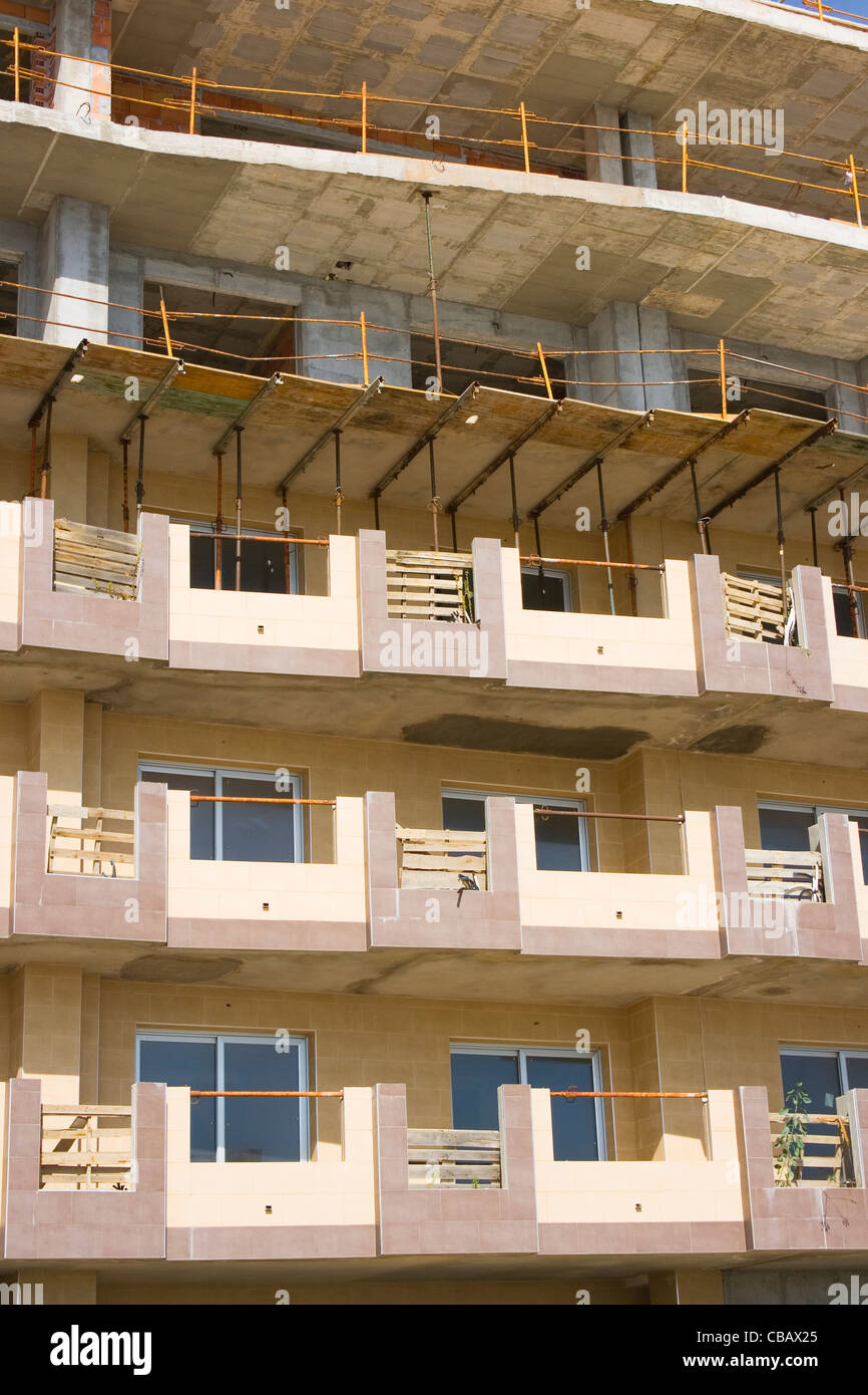 Appartamenti in costruzione a Fuengirola, Malaga, Costa del Sol, Spagna. Foto Stock