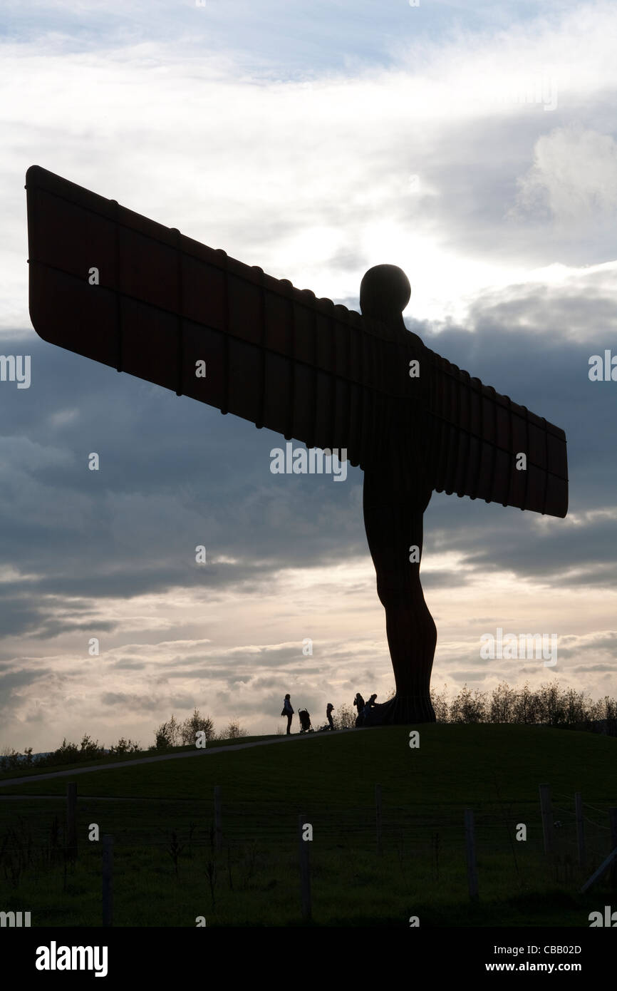 L Angelo della scultura del Nord di Antony Gormley a Gateshead Foto Stock