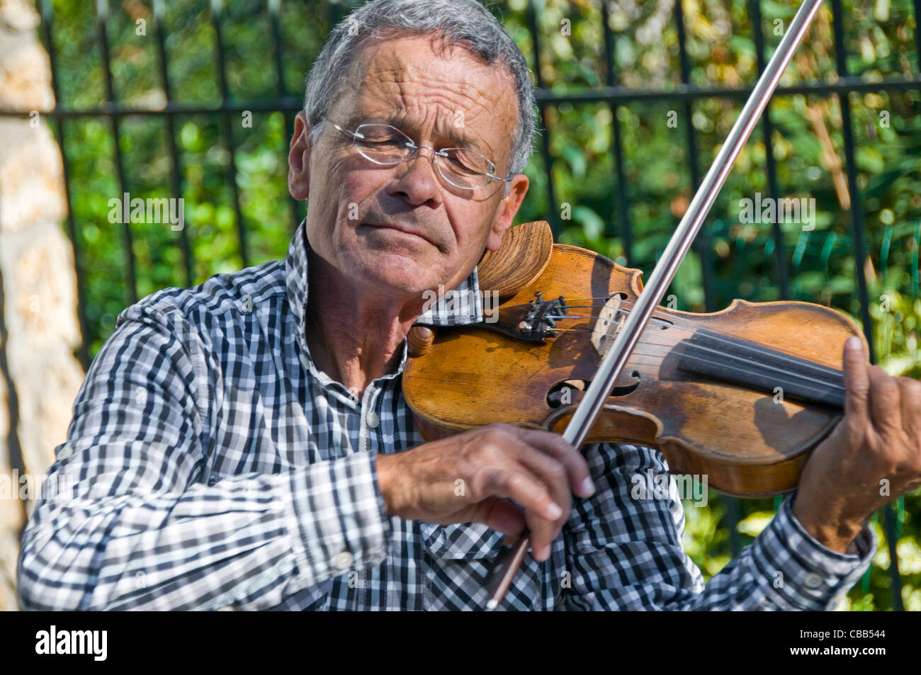 Francia che suona il violino immagini e fotografie stock ad alta