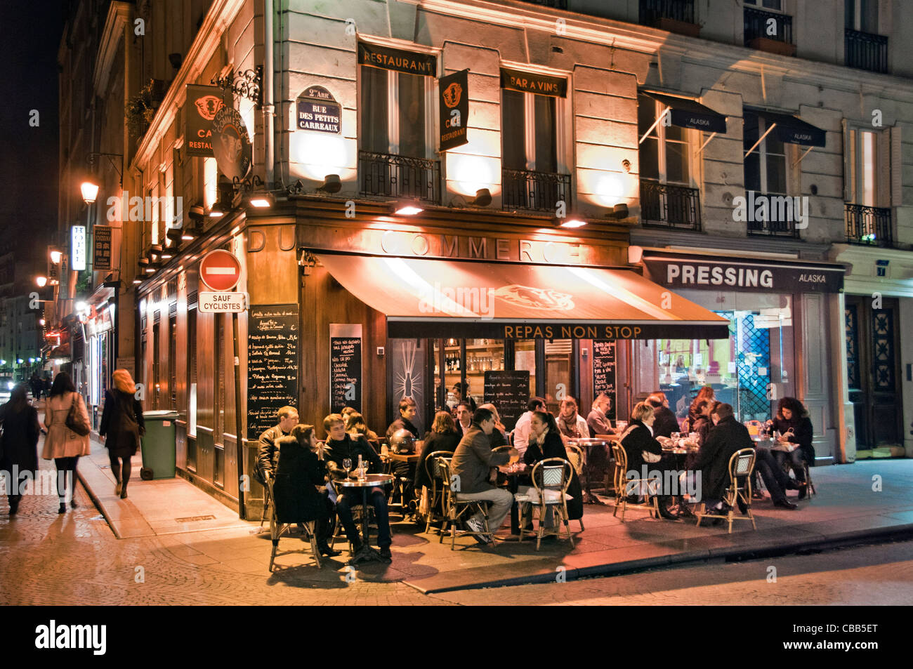 Parigi Francia Sidewalk Café outdoor Foto Stock