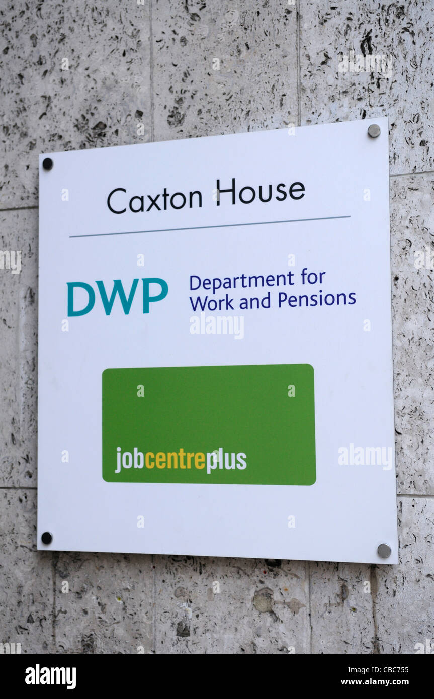 Caxton House, DWP Dipartimento per il lavoro e le pensioni segno, Tothill Street, Westminster, London, England, Regno Unito, GB Foto Stock