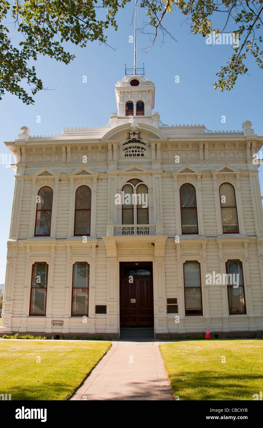 Mono County Courthouse, Bridgeport, California, USA. Foto copyright Lee Foster. Foto # california121107 Foto Stock